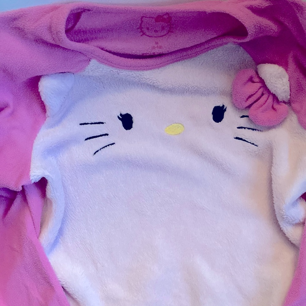 Hello Kitty LS Fleece Top